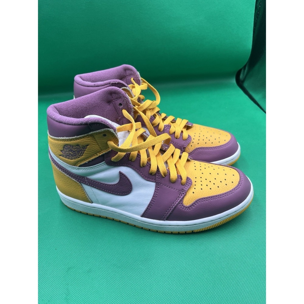 Nike Air Jordan 1 Retro High OG Brotherhood 555088-706 Men's Size 8